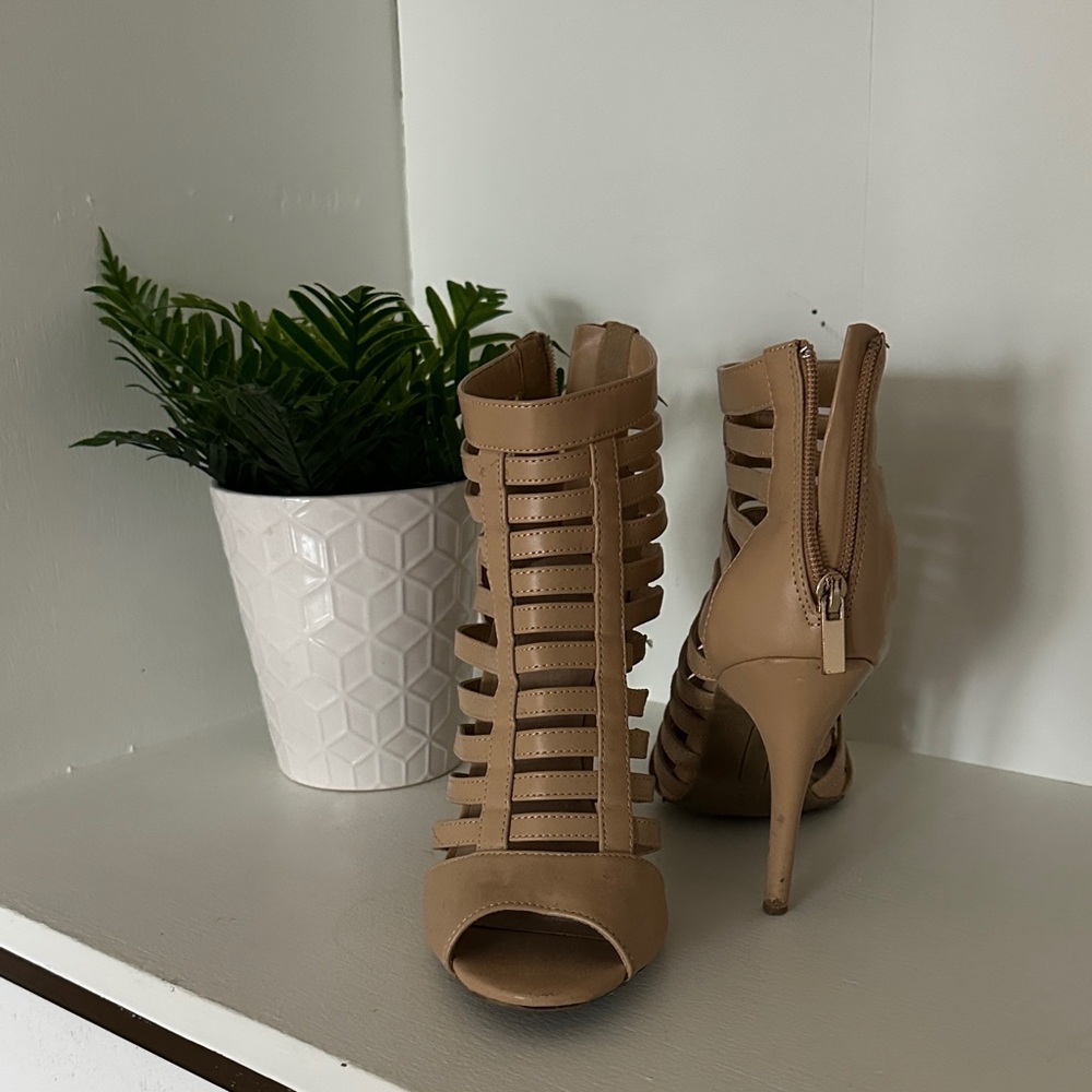 Le Chateau Tan Strappy Heels